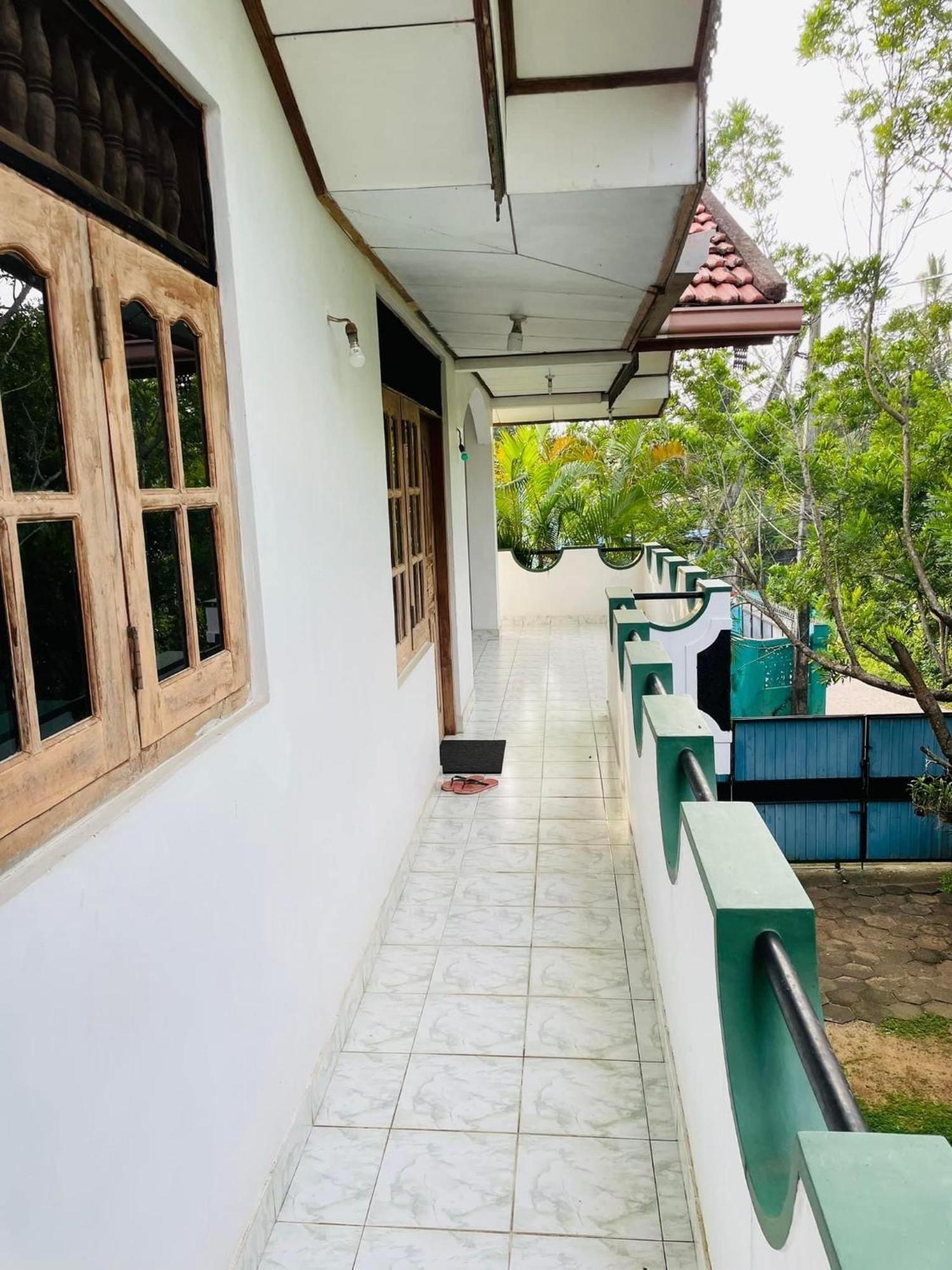 Dana Guest Home Mirissa Ngoại thất bức ảnh